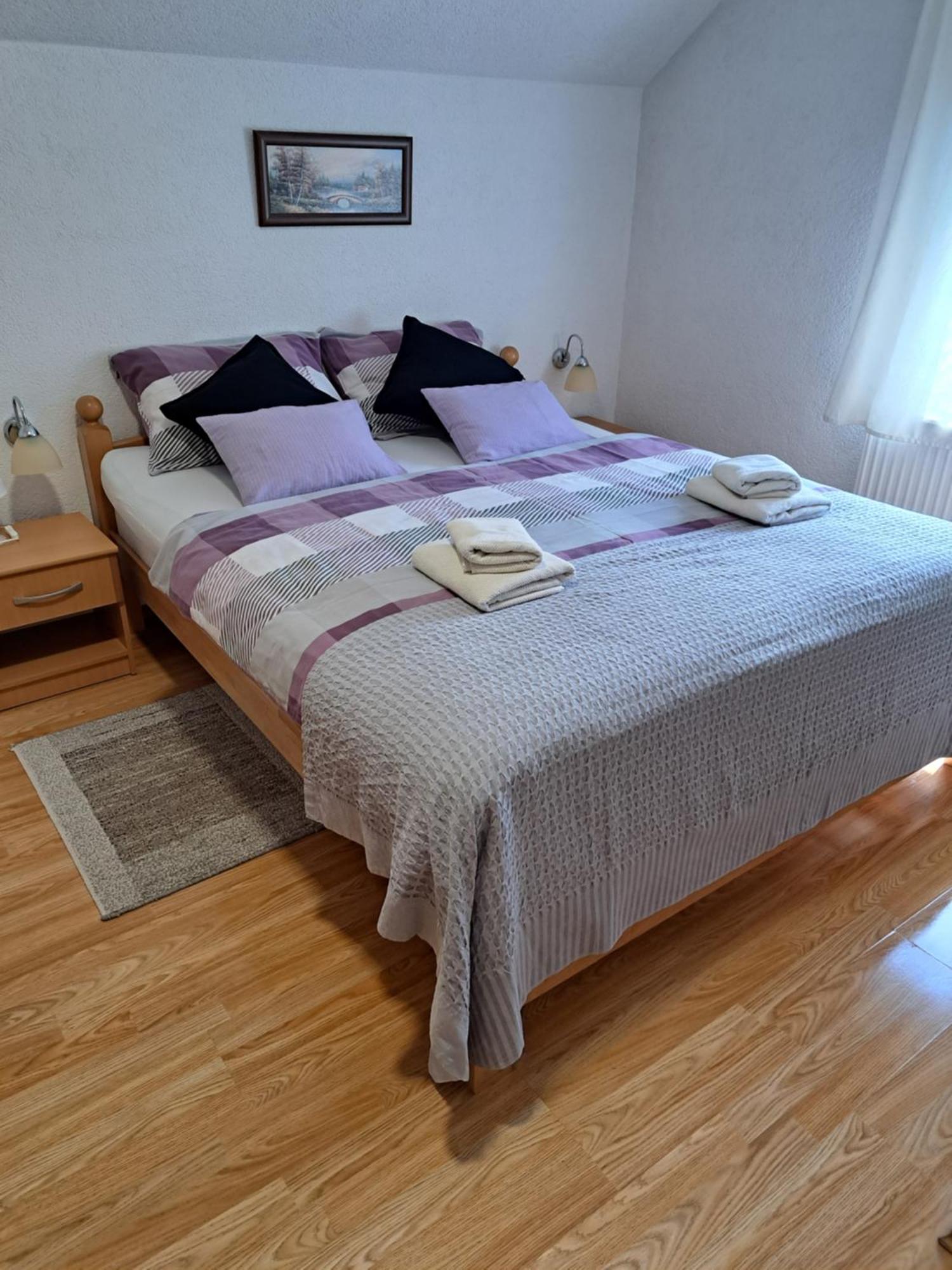 St George B&B Korenica Εξωτερικό φωτογραφία